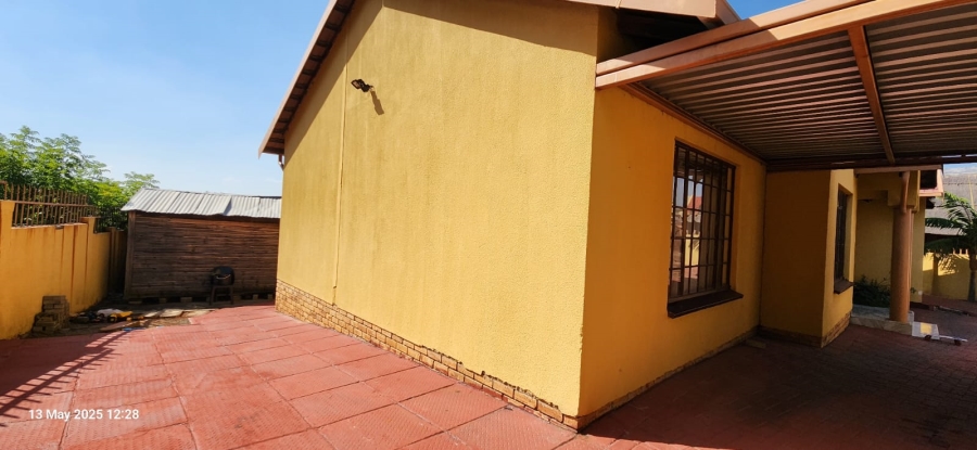 3 Bedroom Property for Sale in Tlhabane West North West